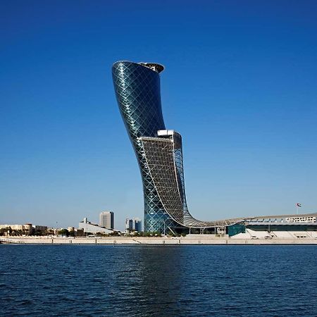Andaz Capital Gate Abu Dhabi, By Hyatt Hotel Екстериор снимка The Capital Gate