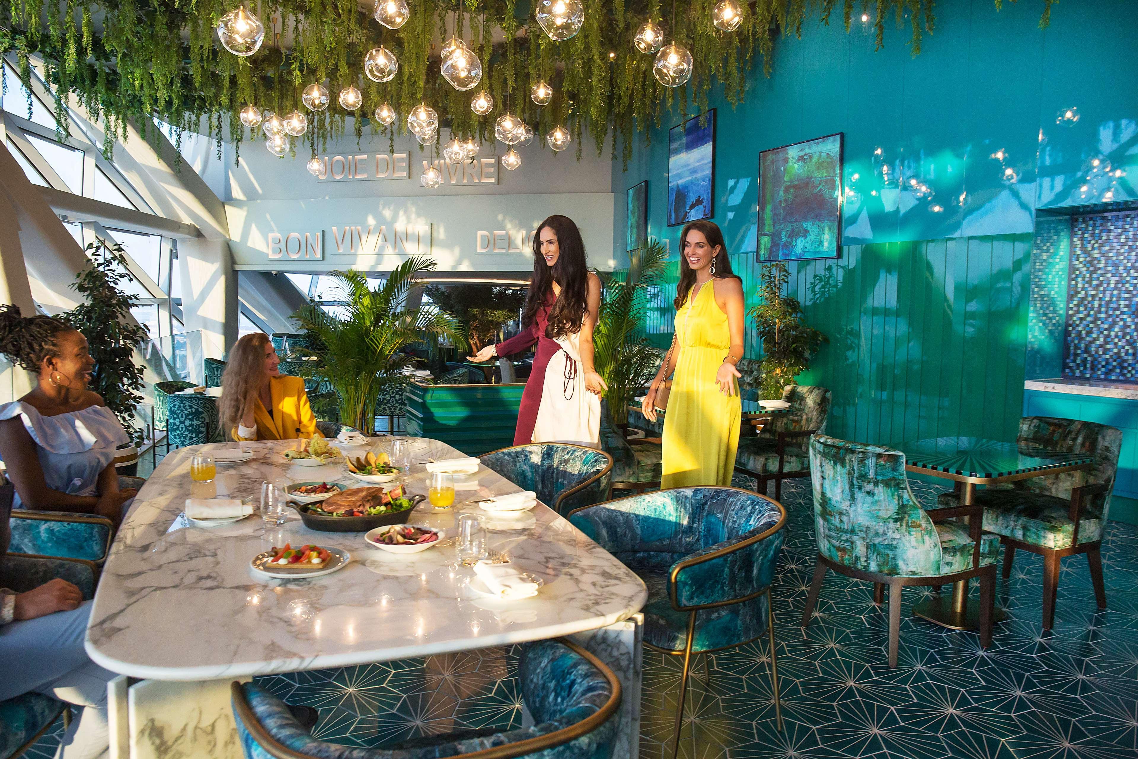 Andaz Capital Gate Abu Dhabi, By Hyatt Hotel Екстериор снимка The interior of the restaurant
