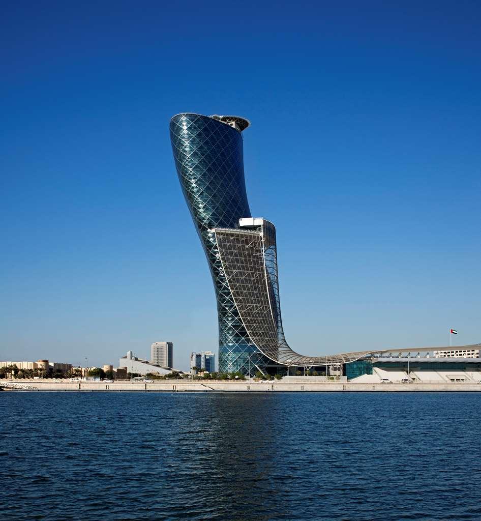 Andaz Capital Gate Abu Dhabi, By Hyatt Hotel Екстериор снимка The Capital Gate