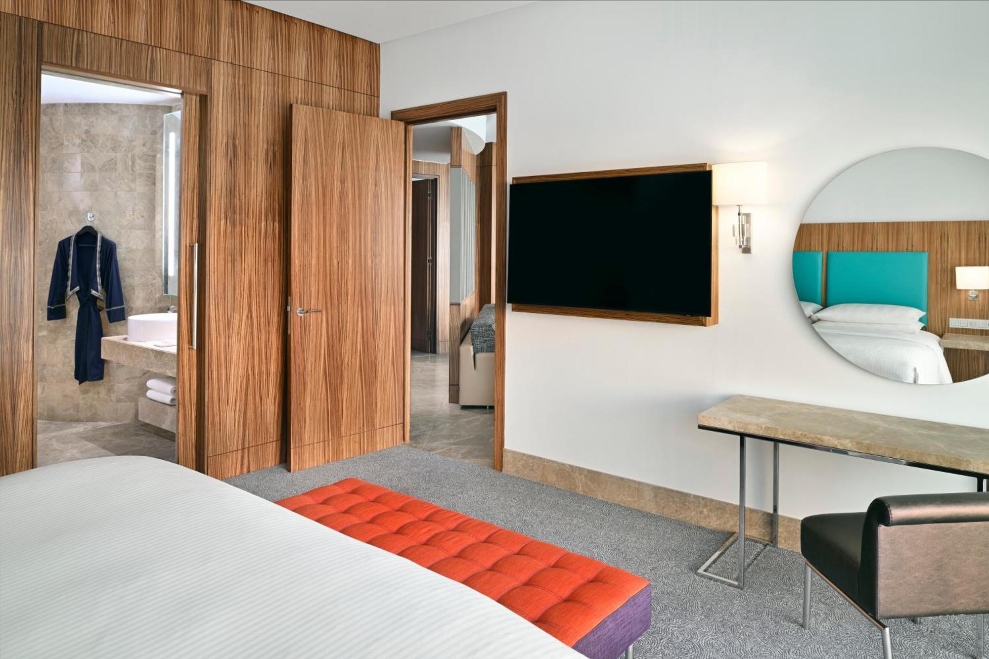 Andaz Capital Gate Abu Dhabi, By Hyatt Hotel Екстериор снимка A room at the hotel
